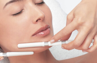 Ultrasonic face cleansing